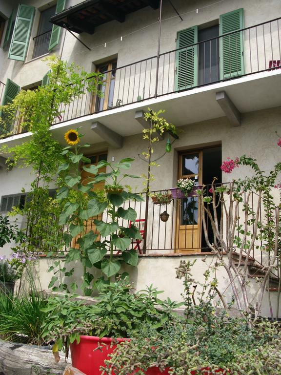 B&B Acaso Serralunga d'Alba Buitenkant foto