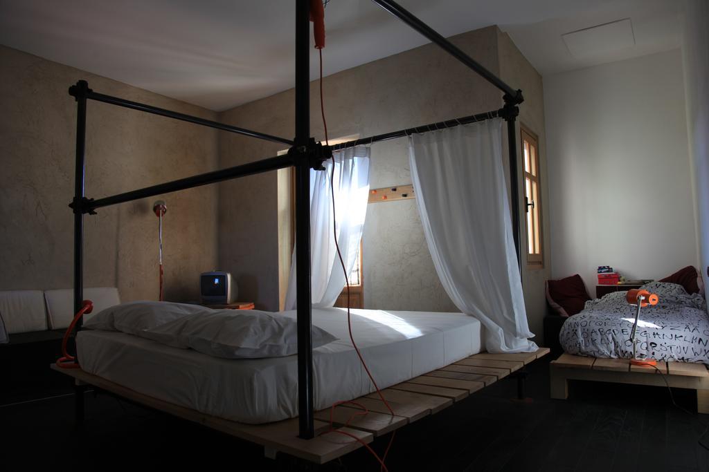 B&B Acaso Serralunga d'Alba Buitenkant foto