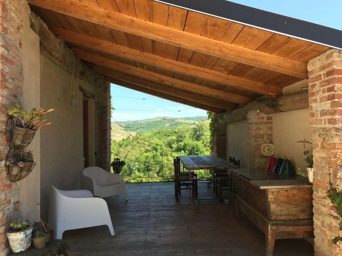 B&B Acaso Serralunga d'Alba Buitenkant foto