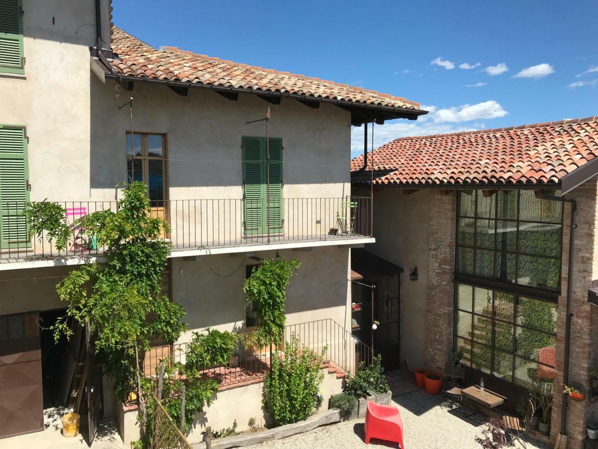 B&B Acaso Serralunga d'Alba Buitenkant foto